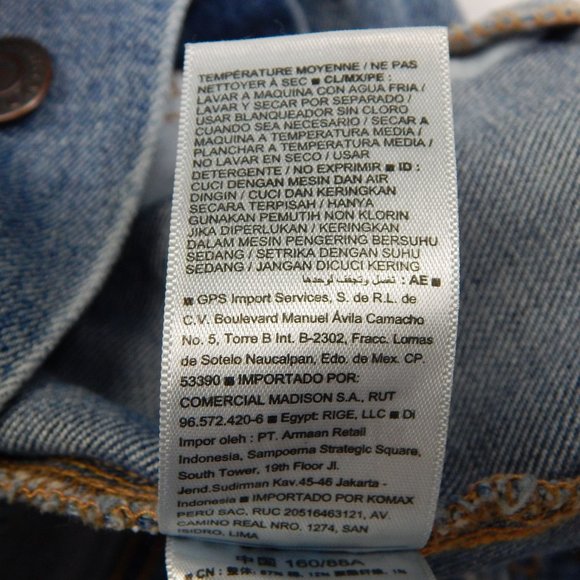 Old Navy Womens Denim Jean Jacket Button Down Medium Wash Size SM - Picture 9 of 9